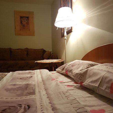 House Hotel Apartments 2 Rivne Zewnętrze zdjęcie